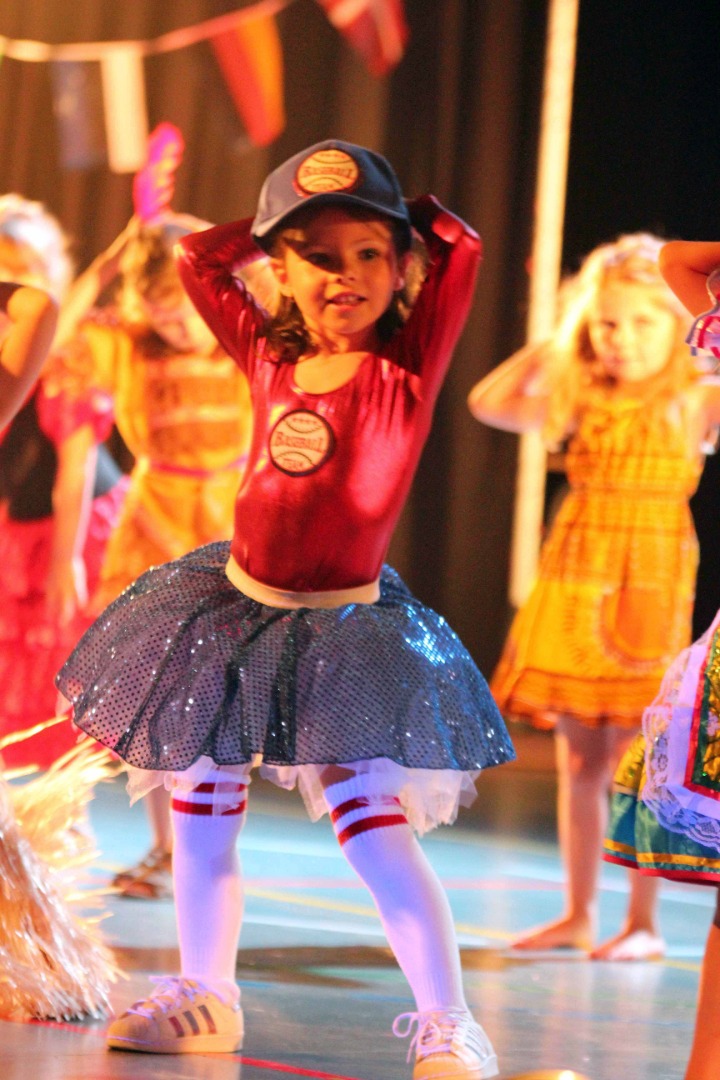 Eveil à la comédie musicale et danse moderne pour les enfants