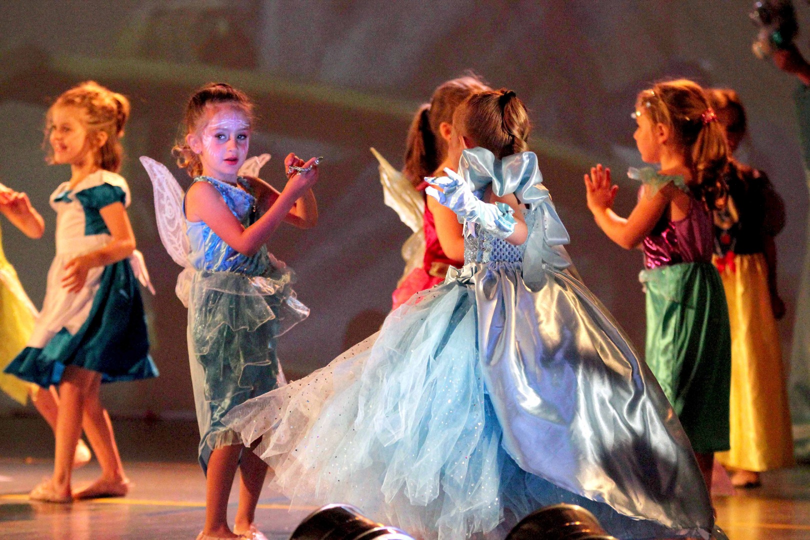 Eveil à la comédie musicale et danse moderne pour les enfants